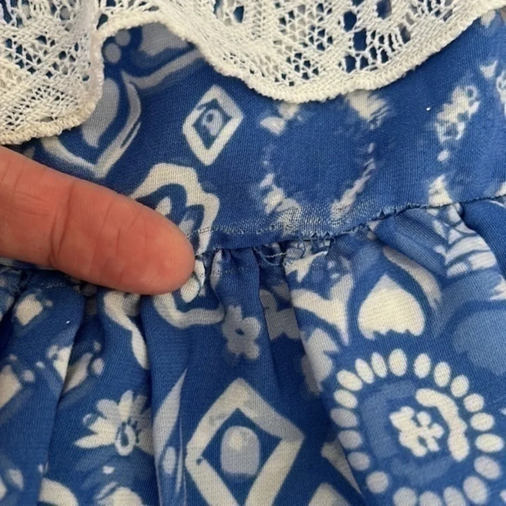 Youngland Sleeveless Dress 4T laced detail bright blue & white